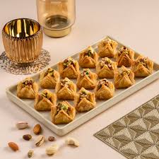 Kaju Pyramid Baklava